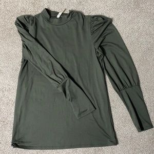 Green long sleeve top
